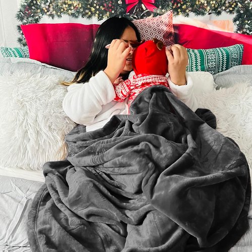 Bedsure GentleSoft Fleece Throw Blanket - Dark Grey 300GSM Plush Cozy Blanket for Couch & Bed