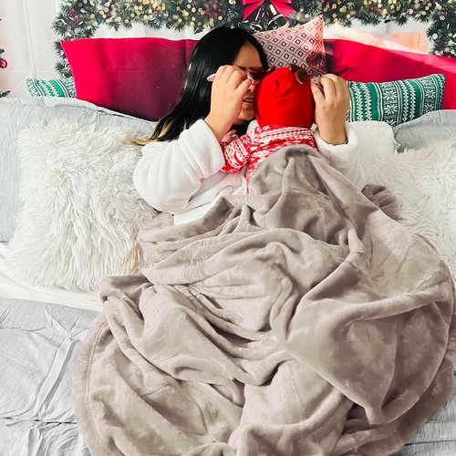 Bedsure GentleSoft Fleece Blanket - Lightweight Plush Cozy Twin Size Oxford Tan, 60x80 Inches