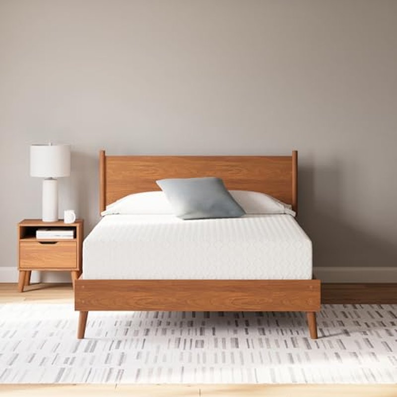 Signature Design by Ashley Chime 12 Memory Foam Mattress, Ultra Plush Contouring Support, Thick Memory Foam for Pressure Relief, Mattress in a Box, Queen Size