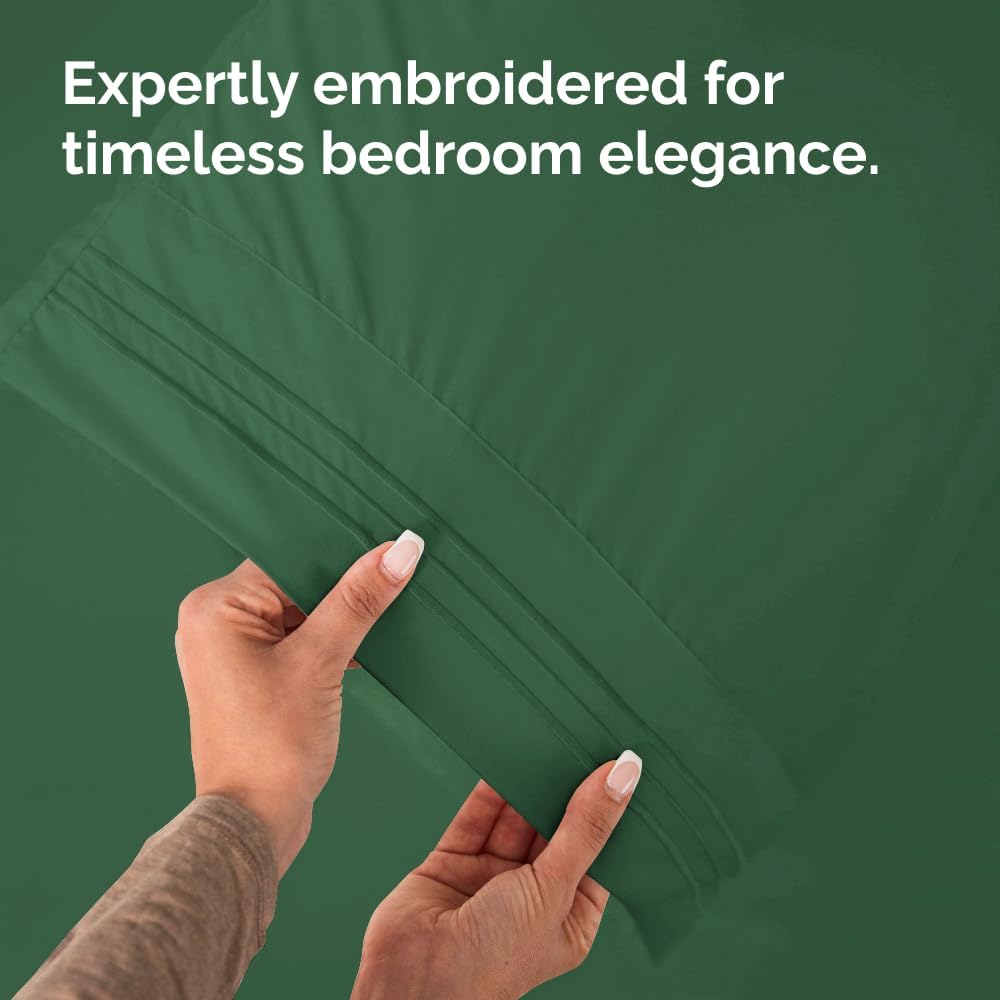 Skiennix Standard Pillow Cases Set of 4 - Ultra Soft Hotel Quality Covers - Emerald Green, Machine Washable