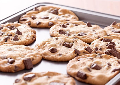 Winco Commercial-Grade Aluminum Sheet Pan - Durable 18 Gauge | Perfect 1/2 Size for Baking
