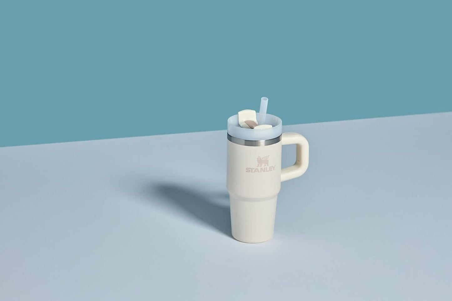 STANLEY Quencher H2.0 Tumbler - 20 oz Insulated Stainless Steel Cup with Handle & Straw | Cream 2.0
