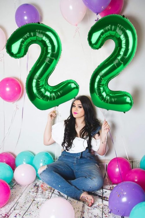 40 Inch Dark Green Number 4 Balloon by [Brand Name] | Perfect for Birthdays, Graduations & Weddings