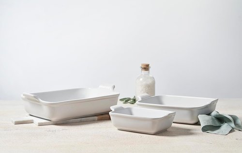 Le Creuset Stoneware Heritage Set - 3 Rectangular Dishes in Peach | Durable & Stylish Cookware