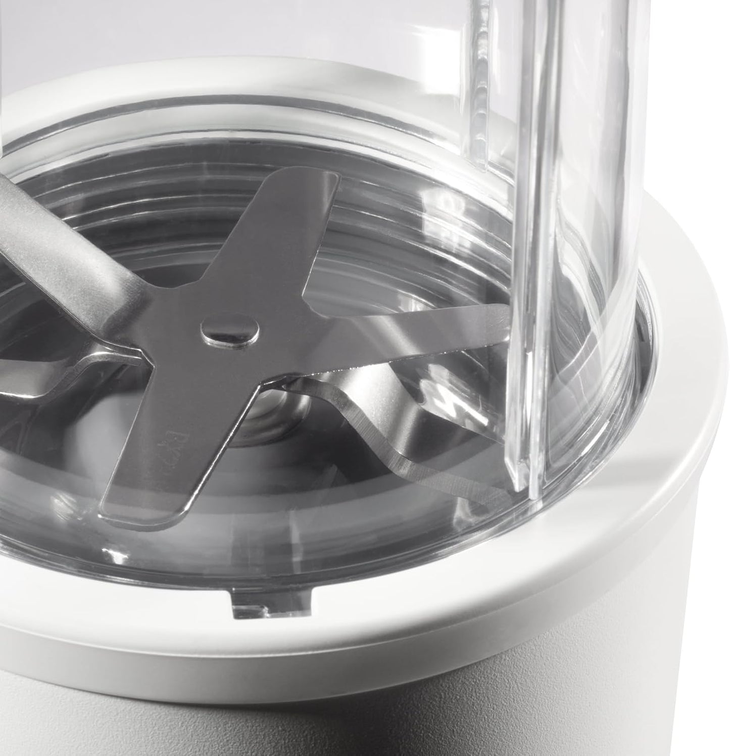 Nutribullet® Pro Nutrient Extractor - 900W Power for Smoothies | Renewed Matte White Finish
