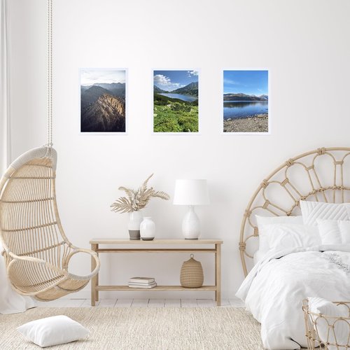 JCJMY 17x24 Picture Frame White for Poster & Photo, Horizontal & Vertical Formats, Wall Hanging, 17 x 24 Gallery Frame