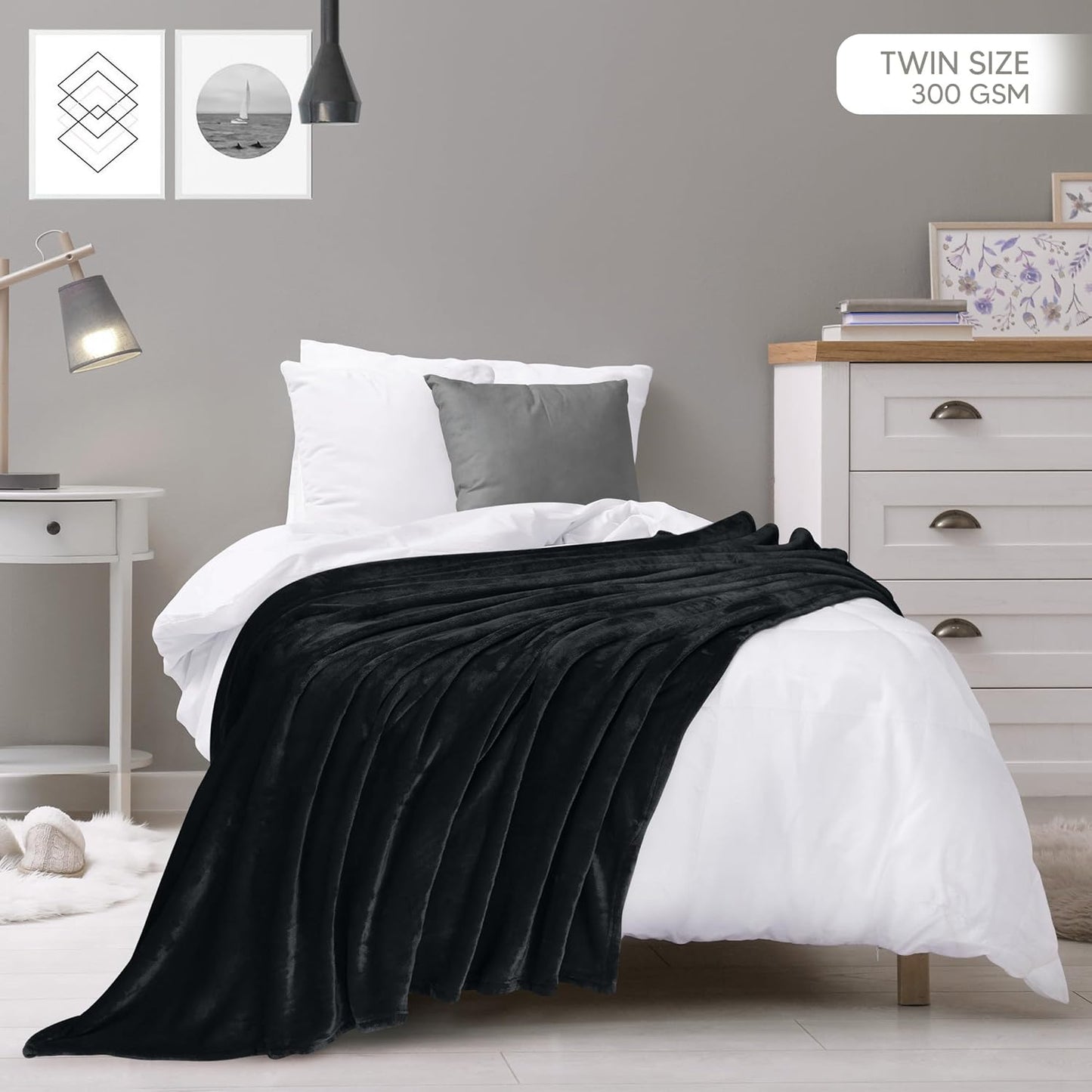 Utopia Bedding Fleece Blanket - Luxury Soft Microfiber Twin Size | Anti-Static Black 300GSM (60x80 Inch)