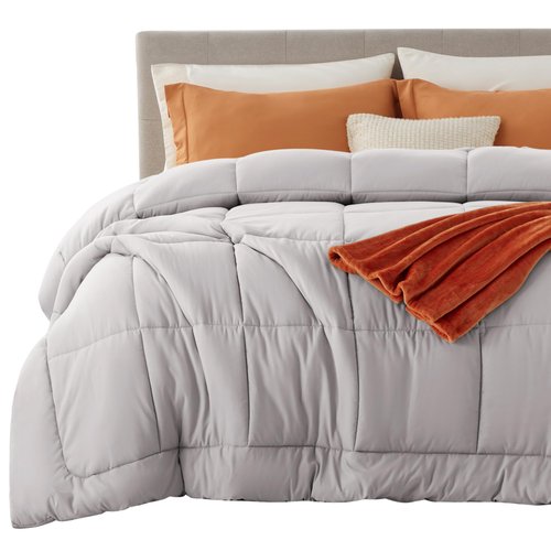 Bedsure Comforter Duvet Insert - Quilted Comforters Cal King Size, All Season Duvet, GentleSoft Down Alternative Bedding, with 8 Tabs, Gifts for Women/Men, Light Grey, California King 96 X 102 Inches