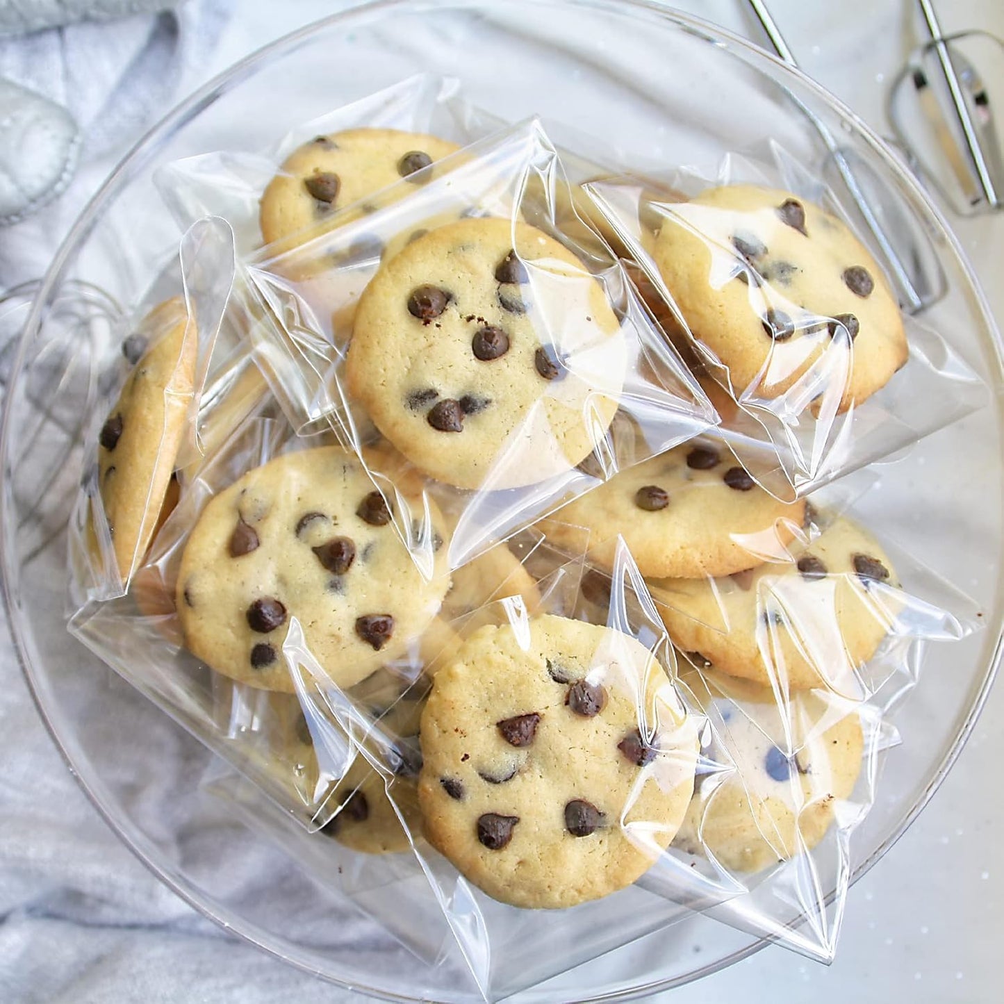 Morepack Clear Self Sealing Cellophane Bags,4x6 Inches 200 Pcs Cookie Bags Resealable Cellophane Bag for Packaging Cookies, Candy and Products