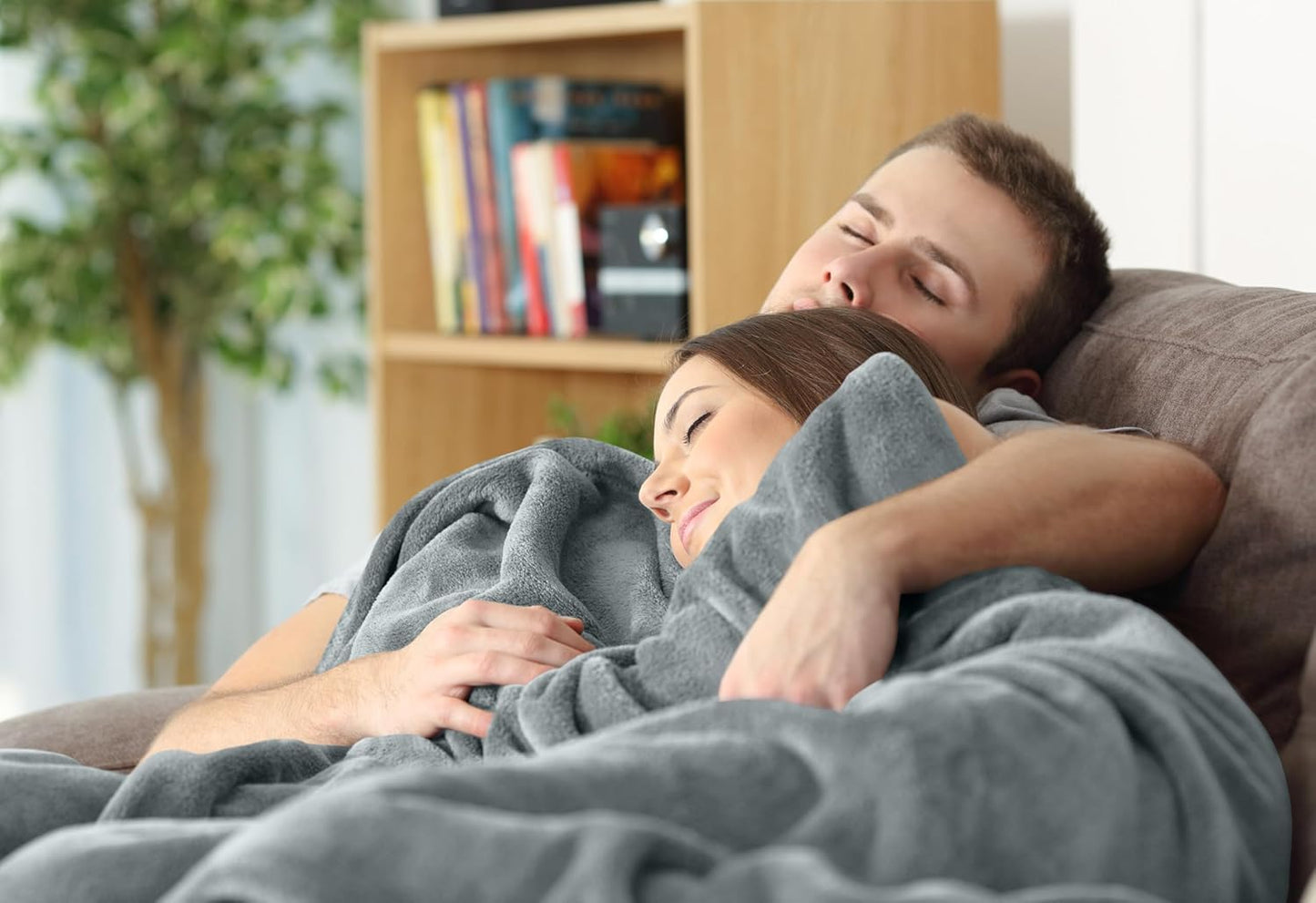 Utopia Bedding Fleece Blanket - Luxury Soft Microfiber Throw in Ash Grey | Anti-Static, 50x60 Inch