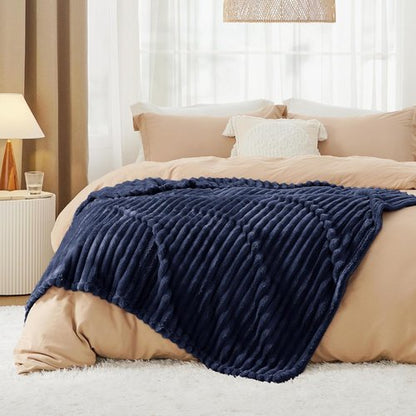 Bedsure GentleSoft Fleece Blanket - Cozy Navy Blue Throw for Couch, Perfect 50x60 Inches Size
