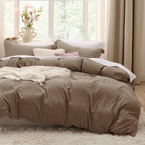 Bedsure Coffee Oversized King Duvet Cover - 3 Pieces Prewashed Cotton-Like Polyester Extra Soft Bedding Set, Includes 1 Duvet Cover 120x98 Inches with Zipper Closure & 2 Pillow Shams, No Comforter