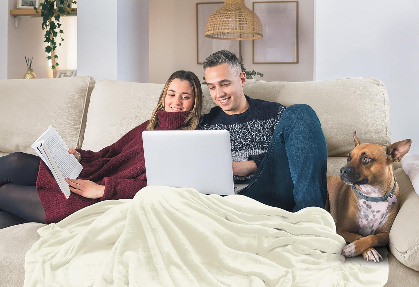 Utopia Bedding Fleece Blanket - Ultra Soft Ivory Twin Size (60x80 Inches) | Cozy All-Season Microfiber Decor