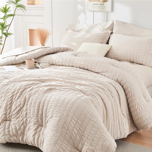 HYMOKEGE Queen Comforter Set - 7-Piece Seersucker Luxury Bedding Set in Beige for All Seasons