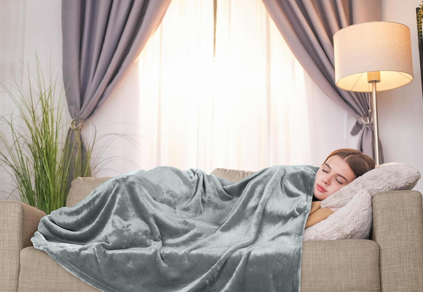 Utopia Bedding Fleece Blanket - Luxury Soft Microfiber Throw in Ash Grey | Anti-Static, 50x60 Inch