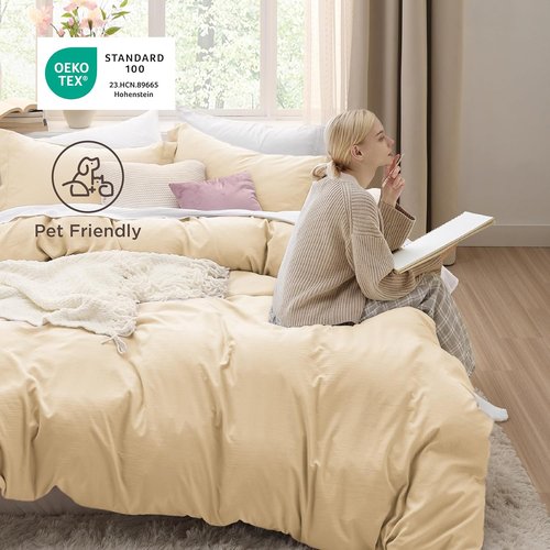 Bedsure King Size Duvet Cover Set - 3 Pieces Extra Soft Prewashed Bedding in Alabaster Gleam, 104x90 Inches