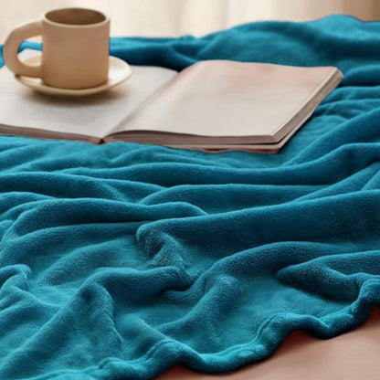Bedsure GentleSoft Fleece Throw Blanket - Soft, Lightweight Plush Cozy Blanket in Teal, 50x60 Inches