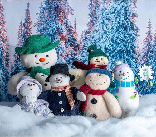 Apragaz Artificial Snow Decoration - Fluffy Flame Resistant Fake Snow for Christmas Trees & Winter Villages | 5.6 OZ