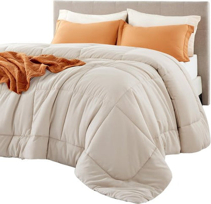Bedsure Comforter Duvet Insert - Quilted All-Season Down Alternative Bedding, Cal King 96 x 102 Inches