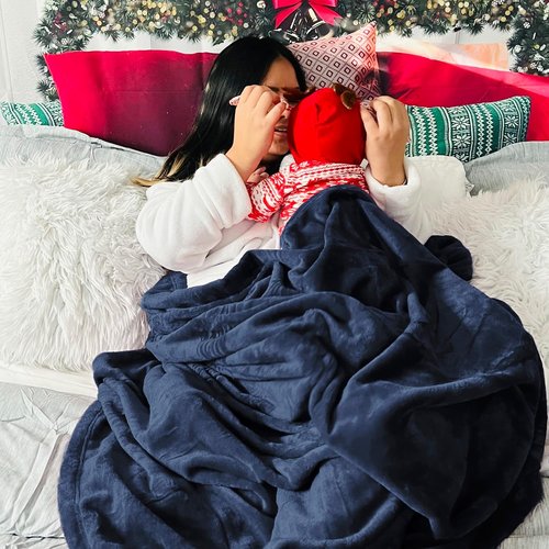 Bedsure GentleSoft Fleece Blanket - Cozy Navy Blue Plush King Size Blanket, 102x96 Inches