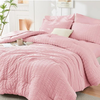 HYMOKEGE King Size Comforter Set - 7-Piece Luxury Bedding Set in Pink | All-Season Seersucker Design