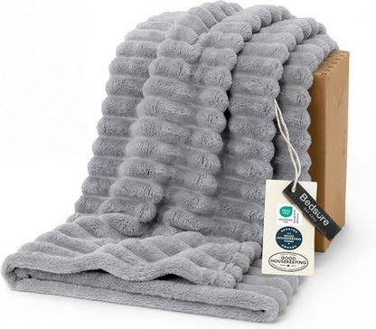 Bedsure Fleece Blanket - Super Soft Light Grey Throw for Couch, Cozy 50x70 Inches