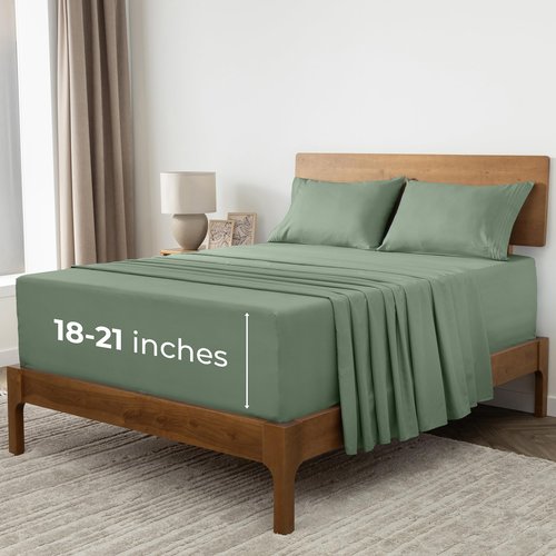 Mellanni Extra Deep Queen Sheets - 4 PC Iconic Collection Bedding - Hotel Luxury, Ultra Soft, Cooling Bed Sheets - Wrinkle, Fade, Stain Resistant (Queen, Sage)