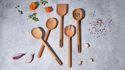 Le Creuset Wooden Serving Fork - Premium Quality Kitchen Utensil | Durable & Stylish Design