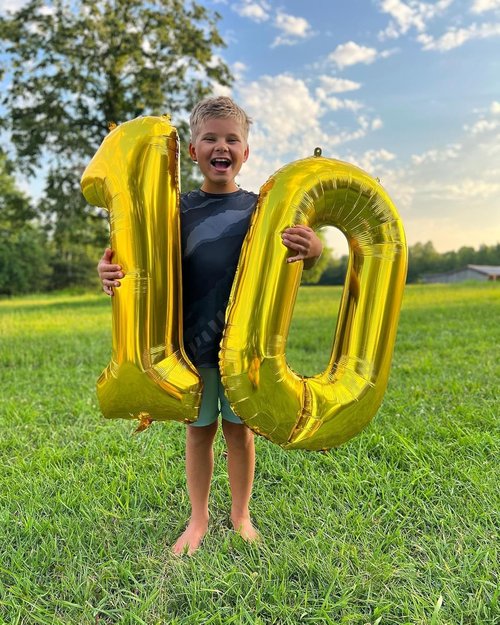 Gold Number 10 Balloon - 40 Inch Giant Foil Balloon for 10th Birthday Party Decorations