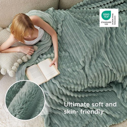 Bedsure GentleSoft King Size Blanket - Cozy Sage Green Fleece Throw, 108x90 Inches for Ultimate Comfort