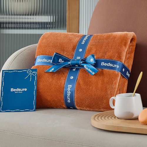 Bedsure Burnt Orange Throw Blanket - Soft, Lightweight Fleece Blanket for Bed, Sofa & Travel | Twin Size, 300GSM
