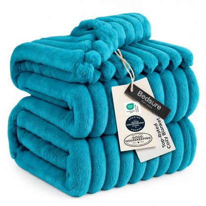 Bedsure GentleSoft Teal Full Blanket for Bed - Cozy Soft Blankets for Women, Cute Large Throws for Girls, 84x90 Inches
