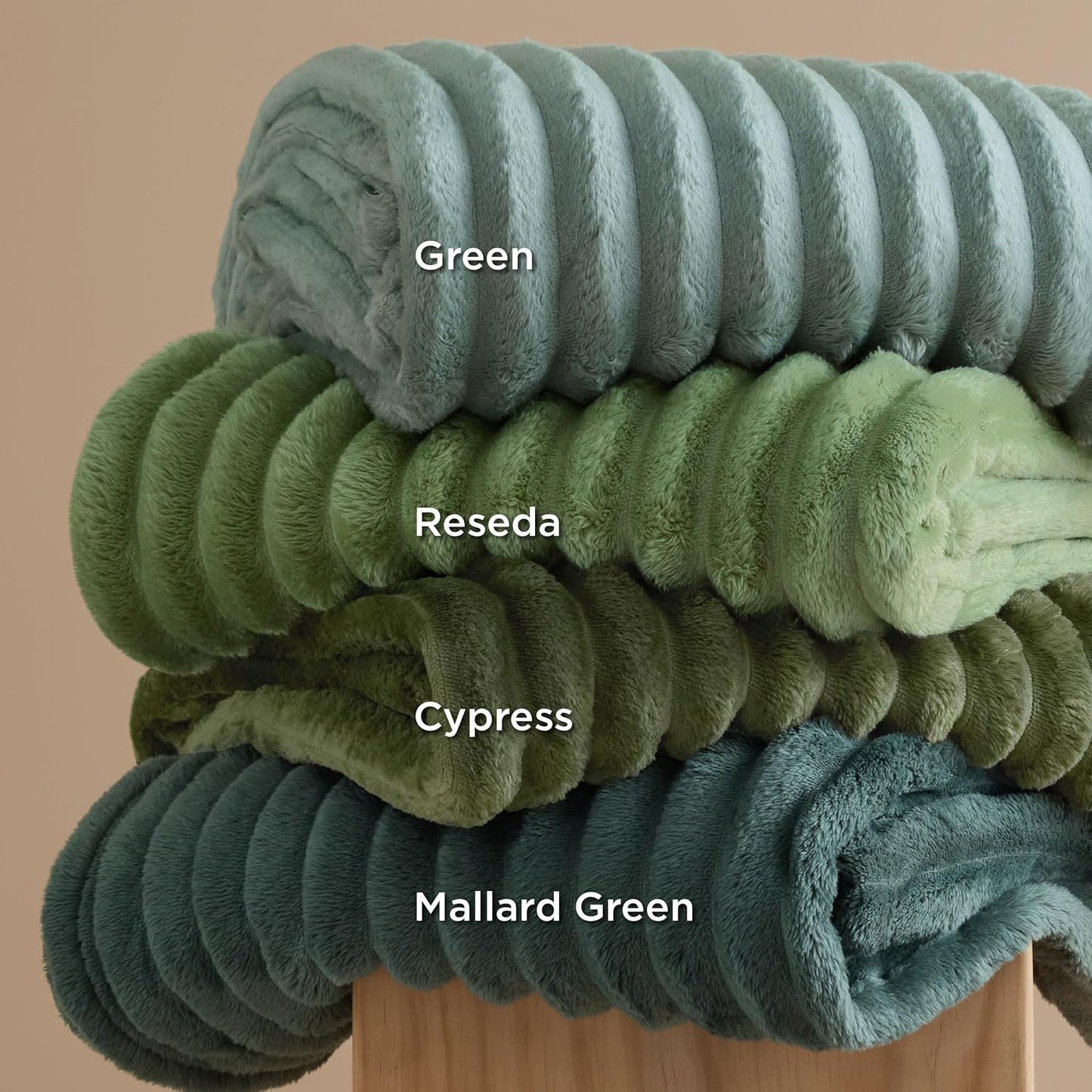 Bedsure GentleSoft California King Size Blanket - Cozy Fleece Throw in Moss, 102x96 Inches for Ultimate Comfort