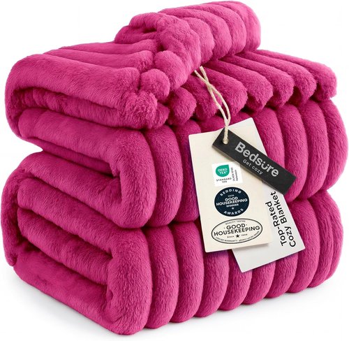 Bedsure GentleSoft Hot Pink Full Blanket - Cozy Soft Throw for Women | Large 84x90 Inches
